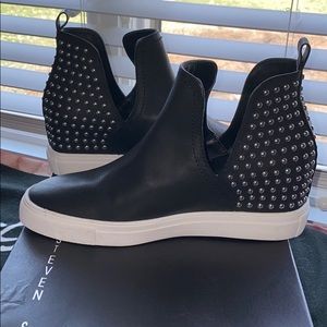 Steve Madden Chloey Black Leather -NWOT-Size 7